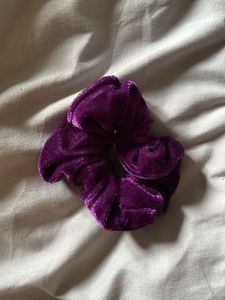 Velvet Scrunchie Set  (set Of 4)