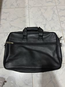 Premium Sling Laptop Bag with 7 Chains