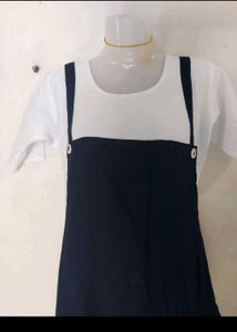 Trendy Dress 👗 😍