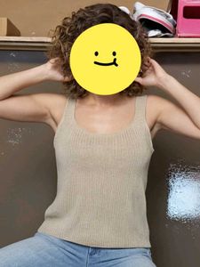 Shimmery Golden T-Top