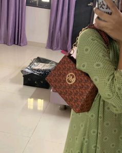 Michael Kors (MK) Shoulder Bag +Sling Adjustable