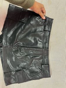 ZARA Faux Leather Skorts – Mini Skirt Look | Excel