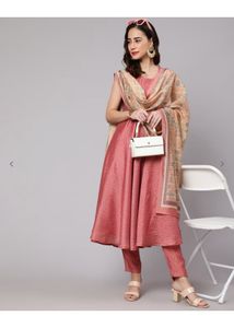 Open Back Kurta Set