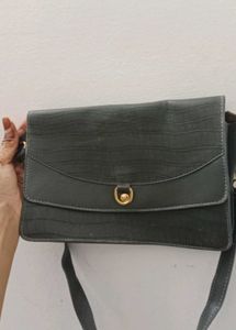 Stylish Grey Crossbody Bag