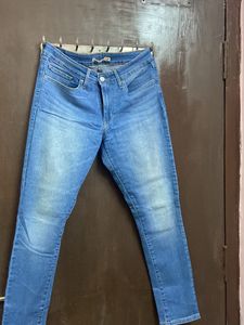 Levi’s Blue Denim Jeans With Tags