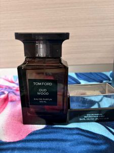 Sale Alert🚨 Tom Ford Oud Wood Perfume