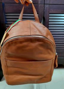 Leather 🎒  Bagpack