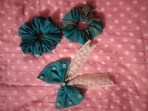 Combo Set Of 2 Scrunchies +hair Bow