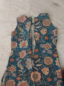 Floral Print Kurta Set
