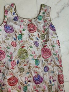 Floral Embroidered suit
