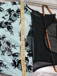 Sleevelss Short Kurti For Women