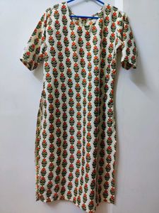 Stylish Kurti + 2 Pair Earrings 🌸