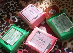 Only 2 Pack Left Swiss Beauty Wipes