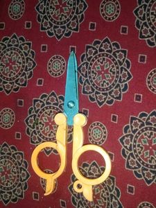 scissor