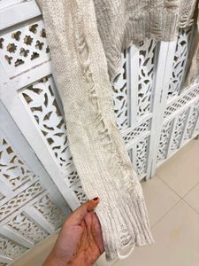 🎀Distressed Knit Sweater A