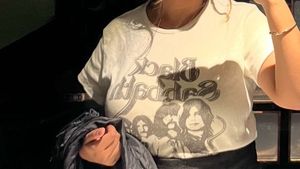 New H&amp;m Black Sabbath Crop Top Tshirt