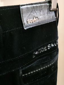 Mens premium look black pant ( party wear)