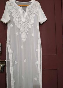 White Embroidered Kurta