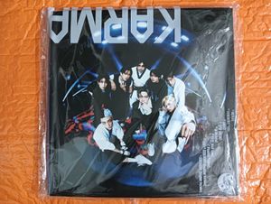 Stray kids [KARMA] 4th Album [Limited VER.] + POB