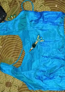 4 Blouses And Nick Designer