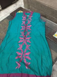 Emerald Green Embroidered Kurti