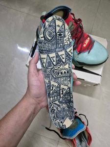 VERY RARE Nike Lebron 19 &#34;The Map&#34; original