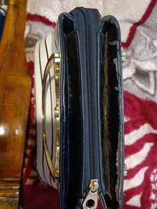 Enigma Striped Handbag 👜