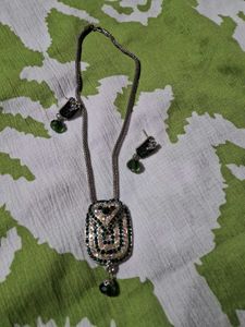 Latest Green Pendant Set🛍️💯