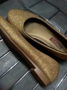 Golden Sparkly Belles