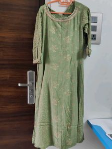 Green Embroidered Kurta