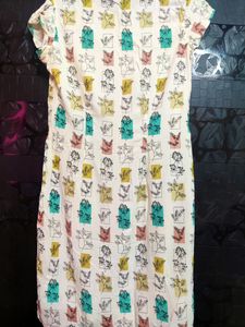Karigari, Pastel Floral Size - XL Fits to L Short Sleeves , Collar Neck , With Pocket