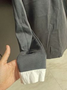 Grey Full Sleves Collor Top