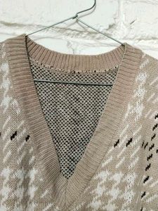 Houndstooth Knit Vest