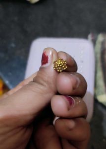 Original Gold Nose Pin