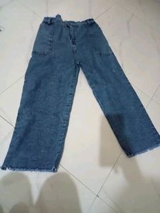 Straight Jeans
