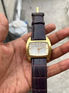 Giordino Beautiful Square Watch