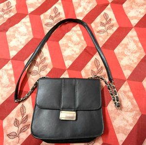 🥂Chic Black Shoulder Sling Bag🥂