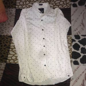 Ruggito White Shirt with black spots Design