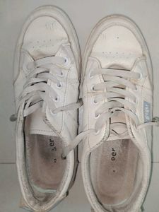 Ginger White Casual Shoes
