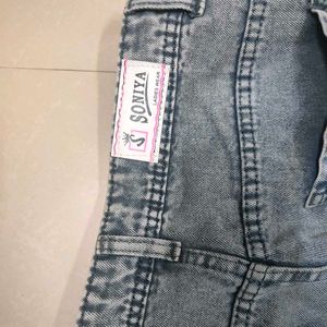 Grey Coloured Straight Pant
