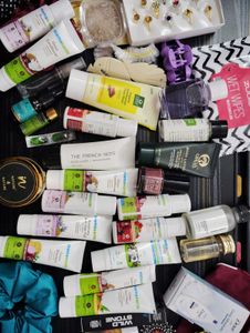 MYSTERY SKINCARE- ANY 7 WITH FREEBIES ❤️