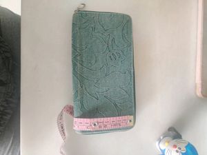 A beautiful green wallet