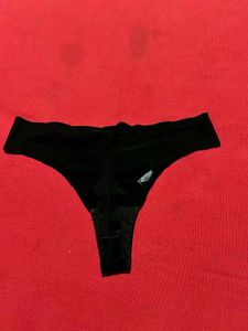 H&amp;M Black Seamless Thong Panty – Size/S