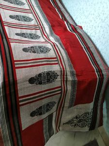 2 Combo Sarees-Red&amp;Black&amp;WhiteStripesJute+Rust&amp;Bla