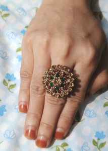 Elegant Gemstone Ring