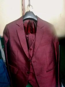 Burgundy Men's Suit - Formal Style