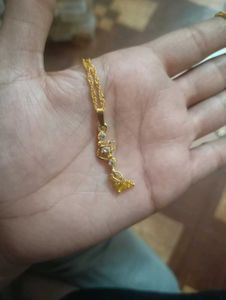 beautiful different pendants with chain 💝