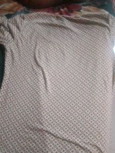 I want to sell this top because  not wearing