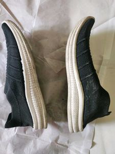 USED CASUAL SHOE FOR WOMAM