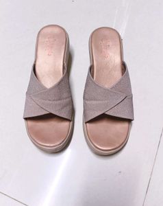 Women Wedges..🦋🦋